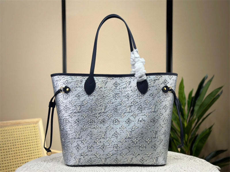  effortless handbag styled with outfit