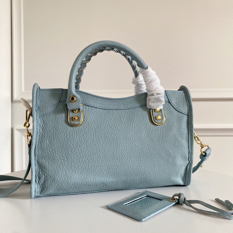 Zivas Charm Chic Craftsmanship Fashion Handbag (Refined Modern Silhouette) – Full Silhouette