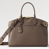 Polished top-handle bag carried on shoulder 10