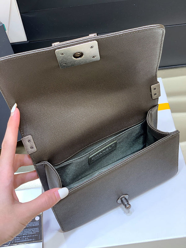  versatile purse view 3