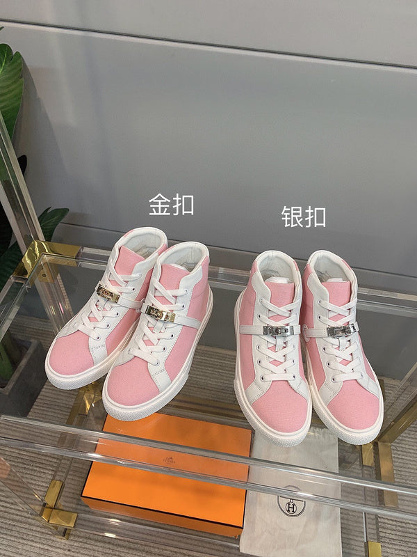 Hermes shoes Style 318 - packaging and accessories (alternate angle)