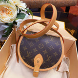  everyday satchel detail view showing craftsmanship