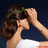 Close-up detail view of Van Cleef & Arpels unisex jewelry piece