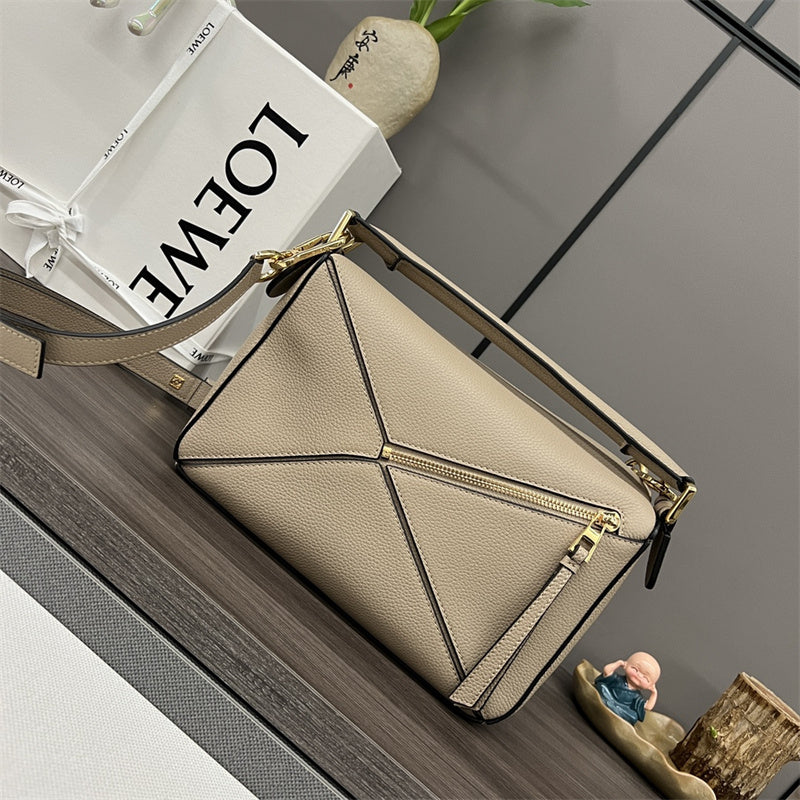 Essential shoulder bag carried on shoulder 22