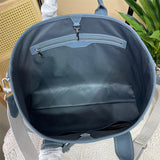  Statement structured bag carried on shoulder