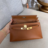  effortless shoulder bag detail view showing craftsmanship