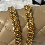 handbag, compact everyday style, image 3