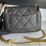 Zivas Charm Refined Structure Everyday Handbag (Premium Everyday Carry) – Close-Up Detail