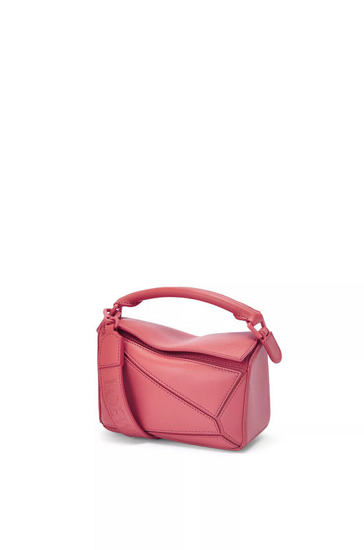 Ziva's Charm handbag – angled view (17cm*12cm*7cm)