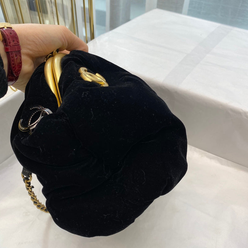  women's handbag, spacious design, view 8