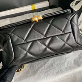 Zivas Charm Refined Everyday Style Everyday Handbag (Considered Detail & Form) – Close-Up Detail