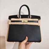  structured tote bag styled with outfit 18