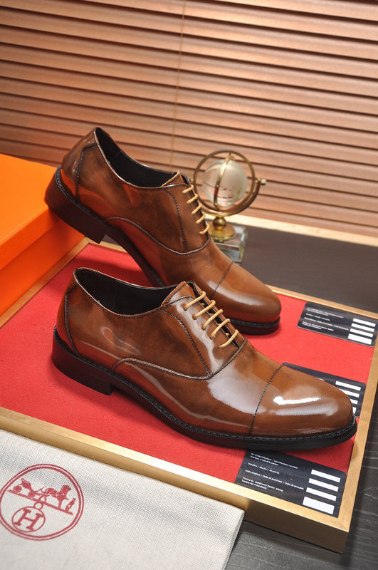 Hermes shoes Style 055 - top view showing design