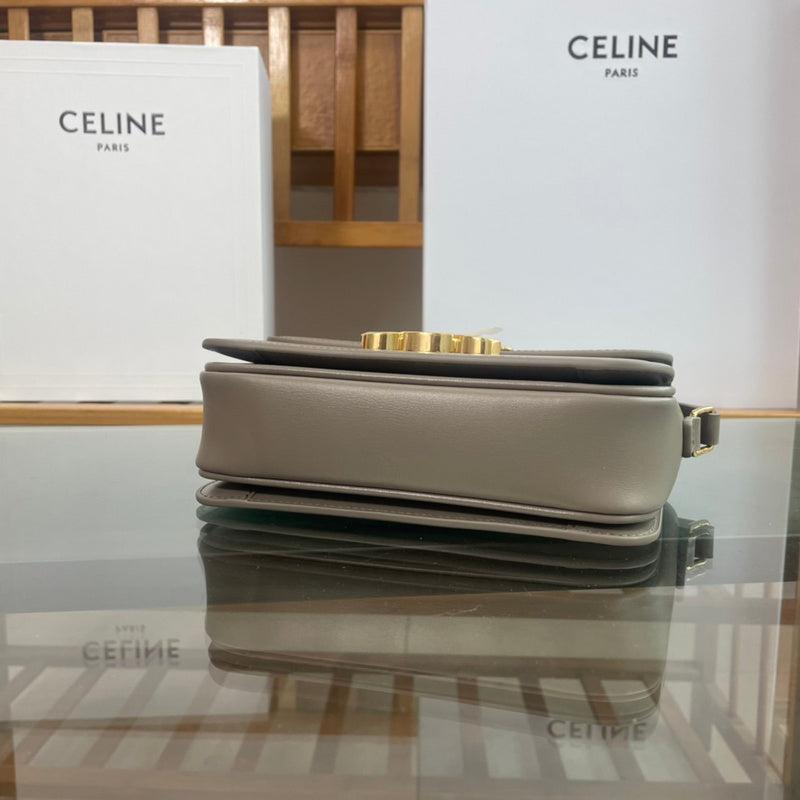 Side profile of chic polished women's handbag – women's everyday handbag