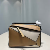 Ziva's Charm handbag – product shot (24cm*16.5cm*10.5cm)