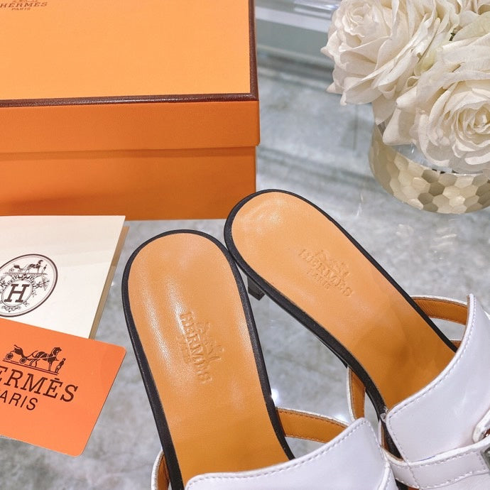 Hermes shoes Style 368 - logo and branding close-up (alternate angle)