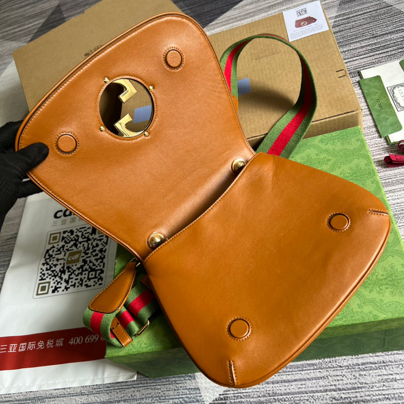 Front view of classic refined women's handbag – women's luxury handbag