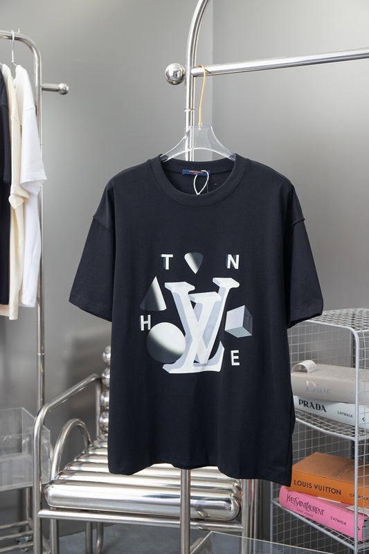 Front view of Louis Vuitton cotton t-shirt with relaxed-fit cut