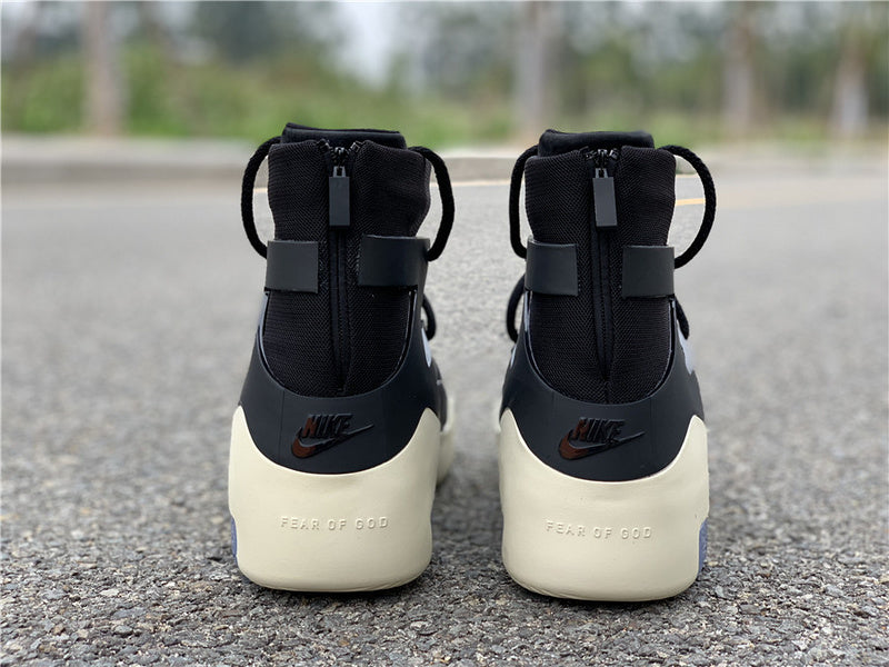 Nike Men's & Women's Signature Luxury Sneakers — Style 096 hardware detail
