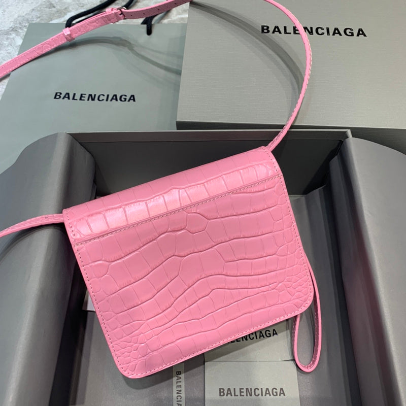 Sophisticated Faux Leather Handbag - Premium Craftsmanship Detailing | Women's Fashion Handbag #588 - close-up detail shot (image 3) of designer-inspired handbag