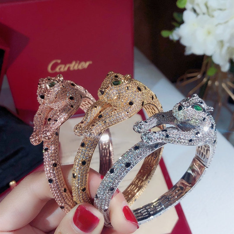 Angled view of Cartier unisex jewelry piece