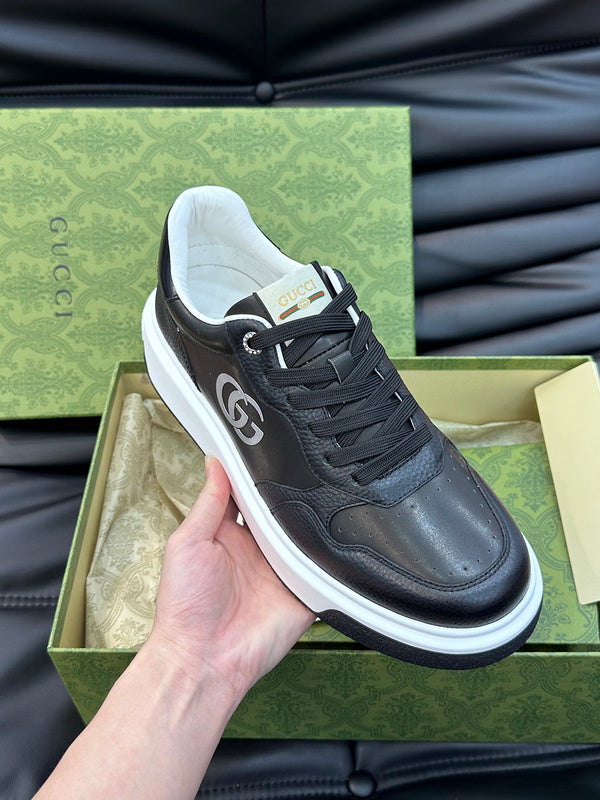 Gucci Casual sneakers in all-black cushioned comfort fit front view
