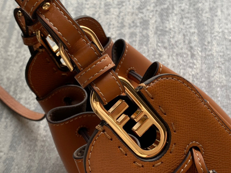 Ziva's Charm handbag – product shot (21cm*17cm*14cm)