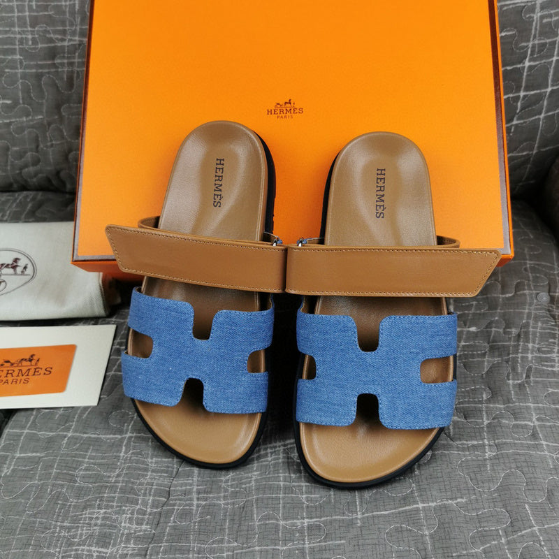 Hermès Black Block Heel Sandals - Sole Detail View