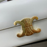 Styled lifestyle shot of classic premium women's handbag – women's everyday handbag