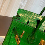 Balanced handbag styled for everyday wear