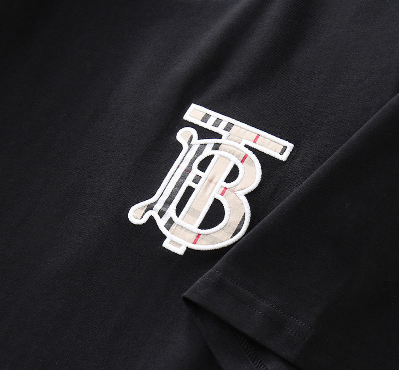 Styling view of Burberry luxury piece style No.298