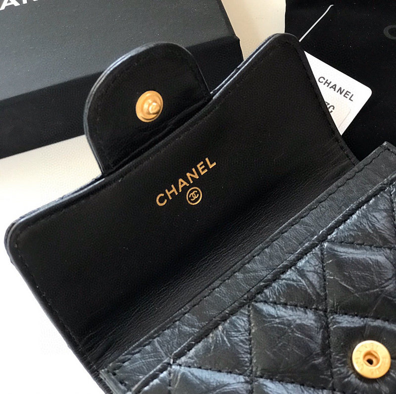 Zivas Charm Modern Minimalist Look Everyday Handbag (Contemporary Shape Language) – Styled Look