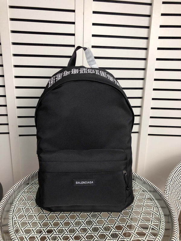 Front view of structured sleek women's handbag – women's statement bag