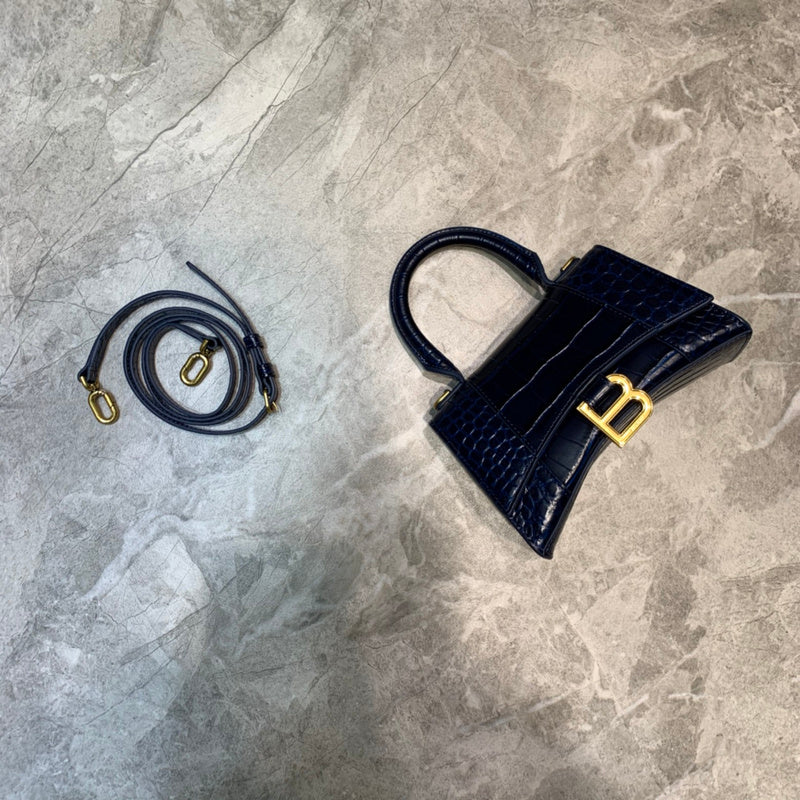 Timeless Faux Leather Handbag - Understated Luxury Look | Women's Statement Accessory #614 - side angle view (image 2) of designer-inspired handbag