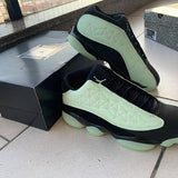 Nike Men's & Women's Designer Lifestyle Shoes — Style 224 hardware detail