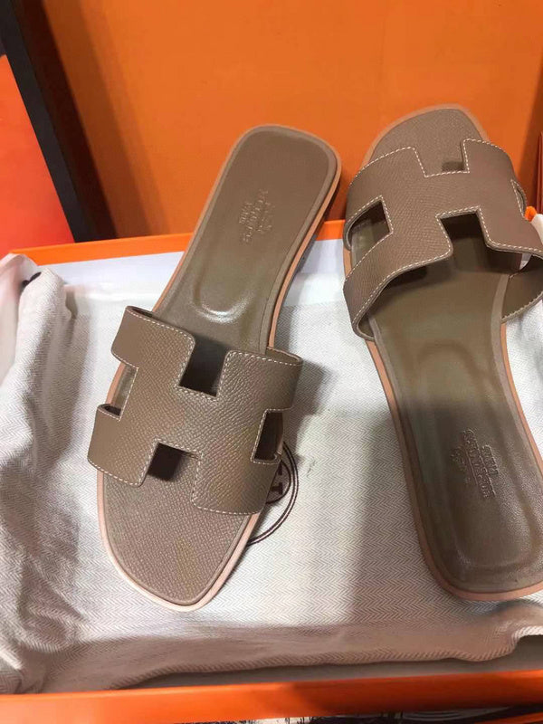Hermès Grey Crisscross Strap Sandals - Back View