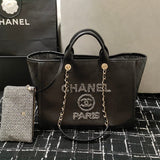  women's handbag, spacious design, view 2