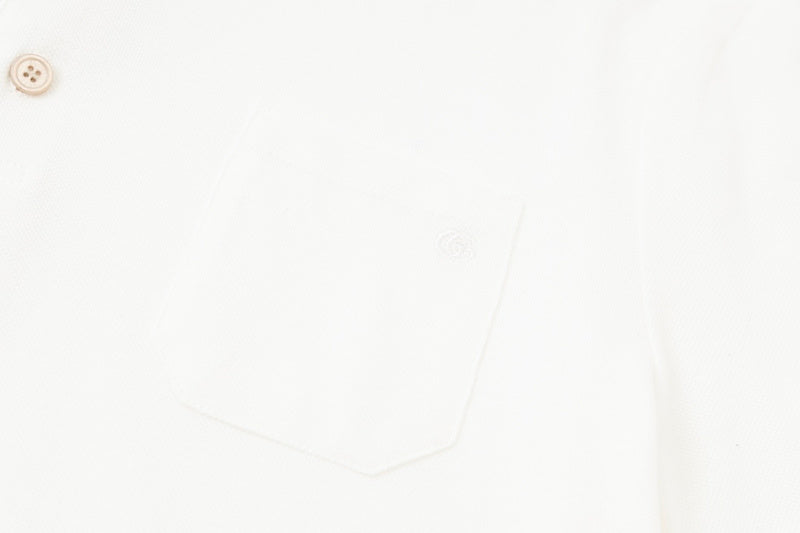 Side profile of Polo cotton polo shirt with logo-detail design