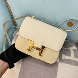  Statement handbag front view 13