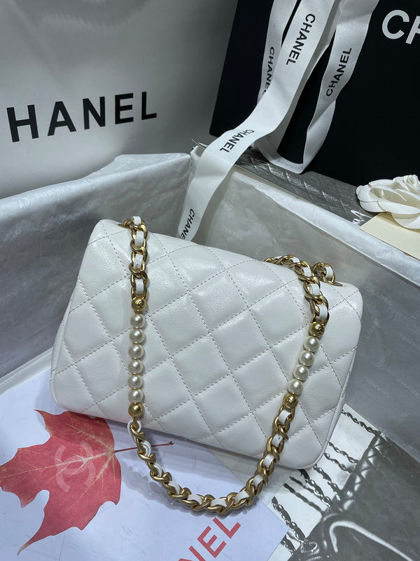  women's handbag, versatile design, view 3
