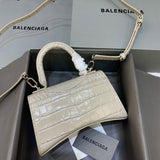 Structured Vegan Leather Handbag - Versatile Everyday Design | Women's Luxury Handbag #570 - close-up detail shot (image 3) of designer-inspired handbag