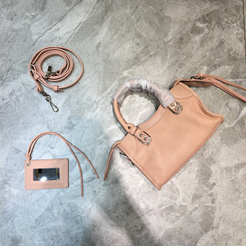 Refined Faux Leather Handbag - Versatile Everyday Design | Women's Everyday Carry Handbag #698 - close-up detail shot (image 3) of designer-inspired handbag