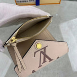 Handle and strap detail of sleek chic women's handbag – women's premium purse