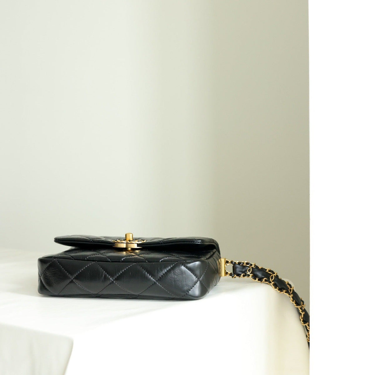 Chanel 23K Bag – luxury designer bag at Bellvora