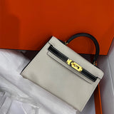  shopper bag interior and compartment view