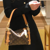  Smart top-handle bag carried on shoulder 10