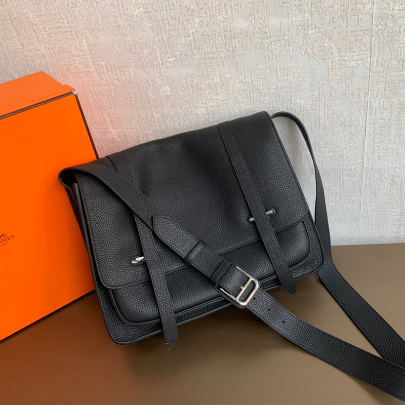 Sleek bag women's premium everyday handbag