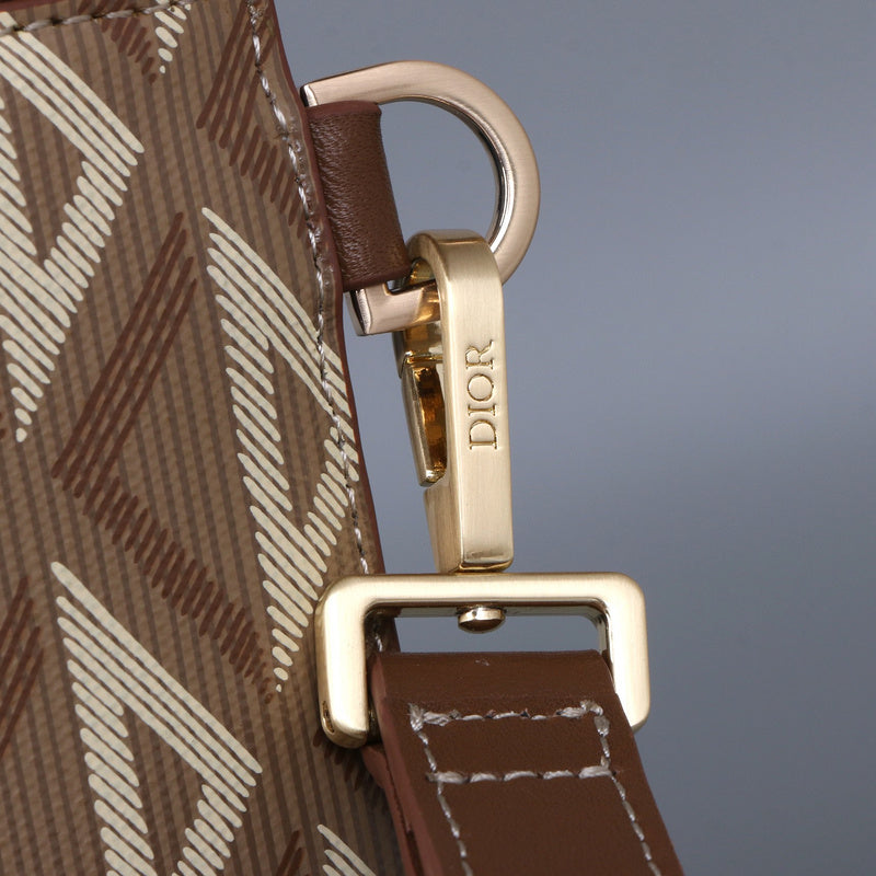 Close-up detail of premium modern women's handbag – women's designer-style accessory