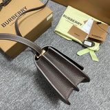 Sophisticated Premium PU Leather Handbag - Chic Everyday Appeal | Women's Luxury Handbag #1147 - hardware and detail close-up (image 5) of designer-inspired handbag