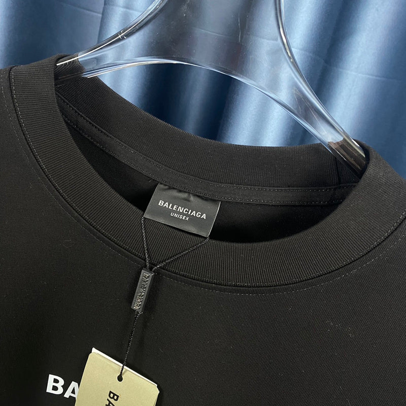 Three-quarter angle view of Balenciaga luxury piece style No.114
